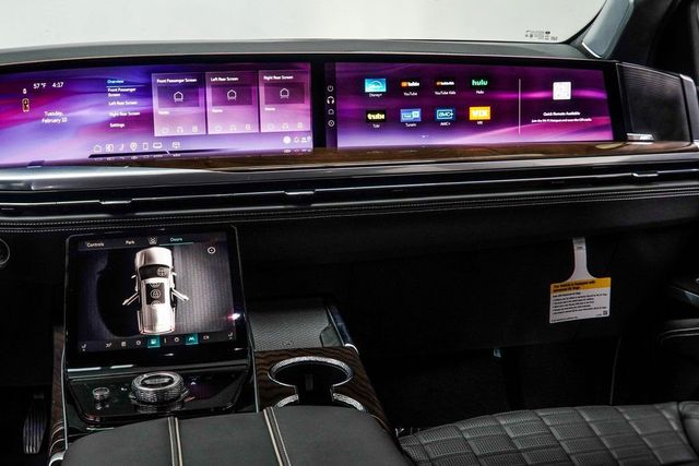 2026 Cadillac Escalade 4WD 4dr Platinum Sport - 23045727 - 18
