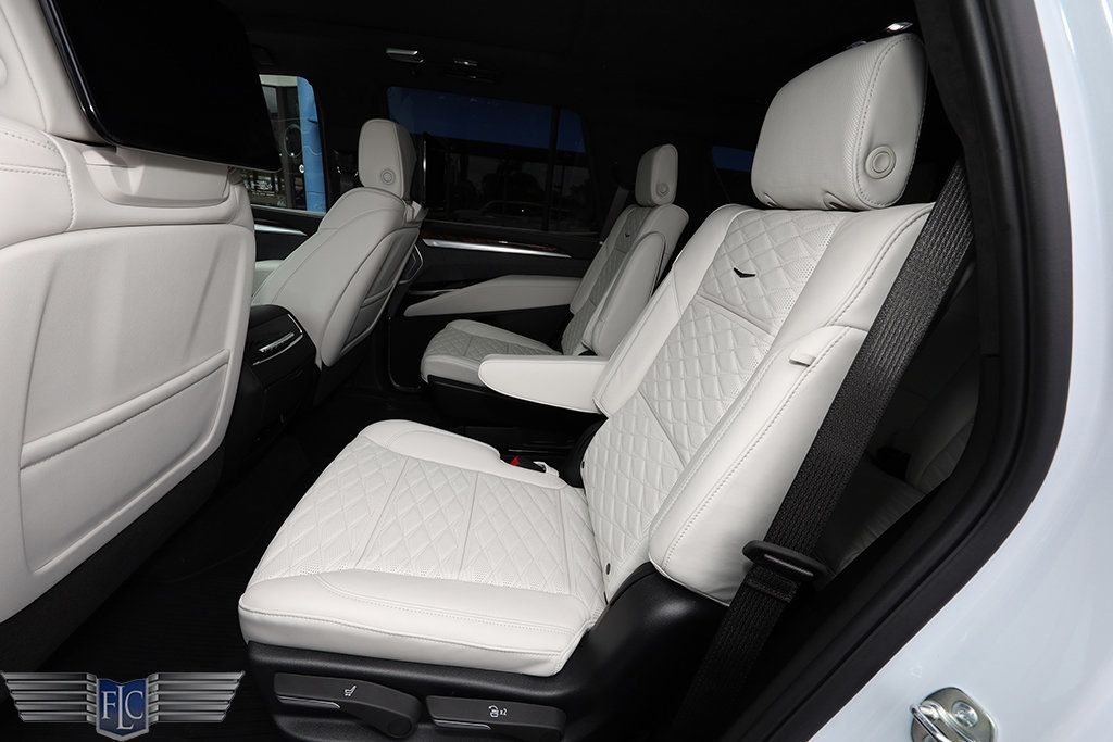 2026 Cadillac Escalade 4WD 4dr Platinum Sport - 23009816 - 16