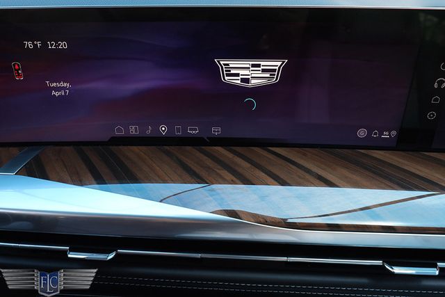 2026 Cadillac Escalade 4WD 4dr Platinum Sport - 23009816 - 33