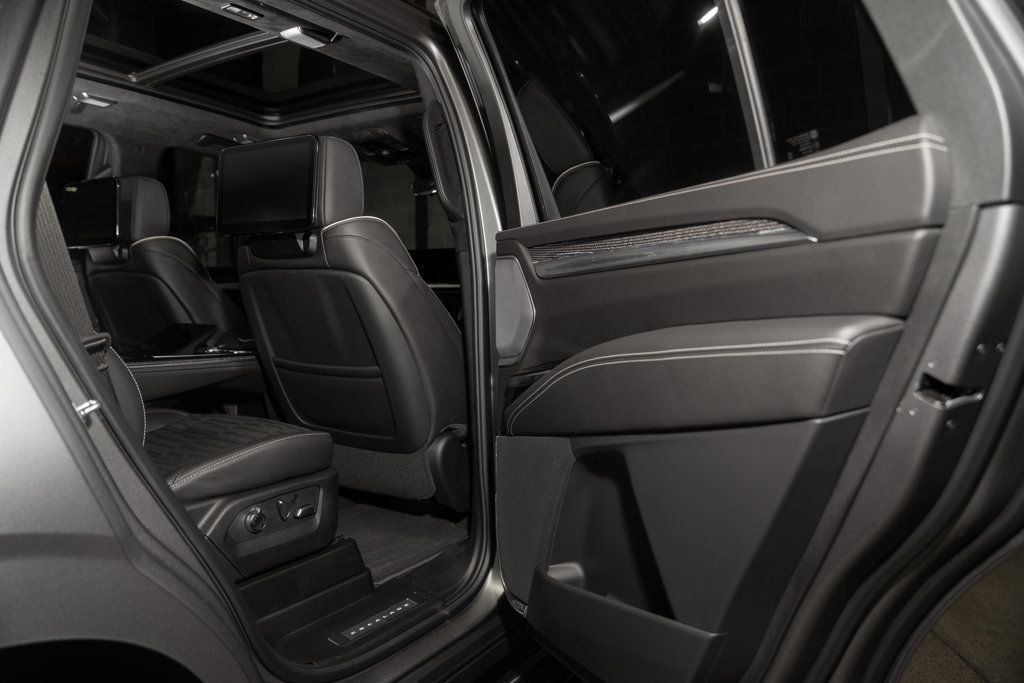 Cadillac Escalade photo 30