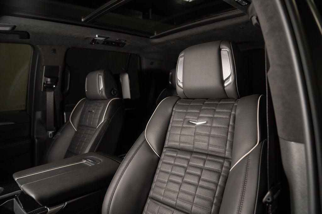 Cadillac Escalade photo 8