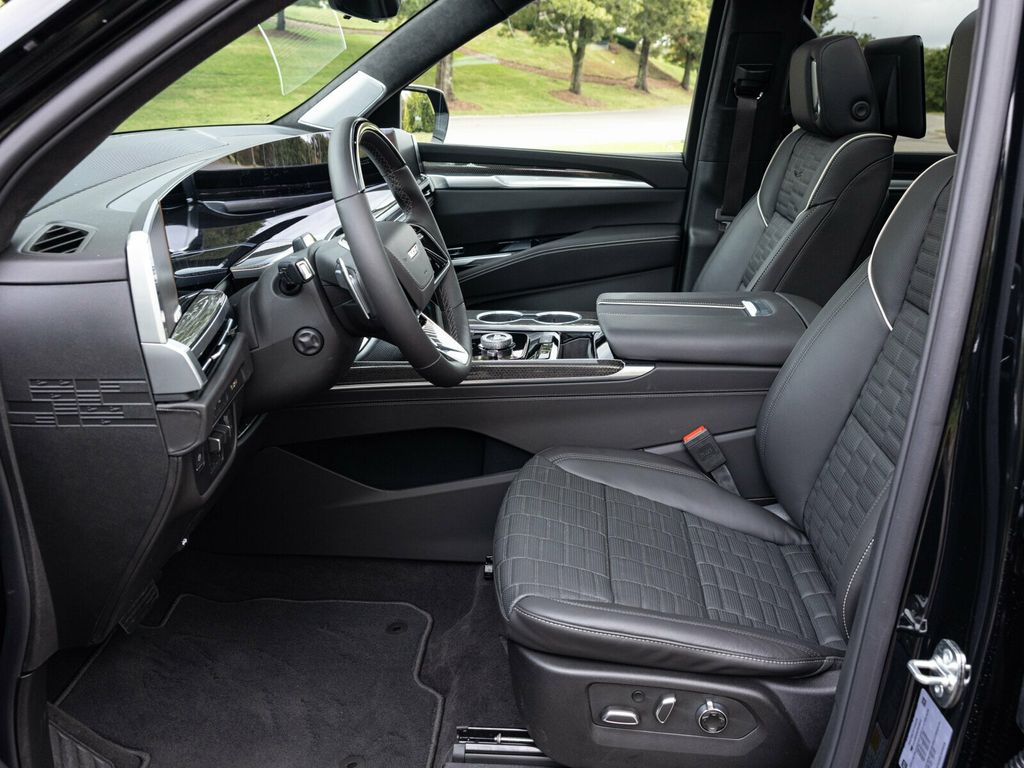 2026 Cadillac Escalade Escalade-V, 682 HP 6.2L Supercharged V8!!! - 22938015 - 27