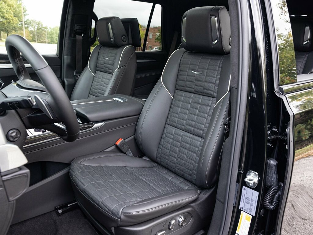 2026 Cadillac Escalade Escalade-V, 682 HP 6.2L Supercharged V8!!! - 22938015 - 28