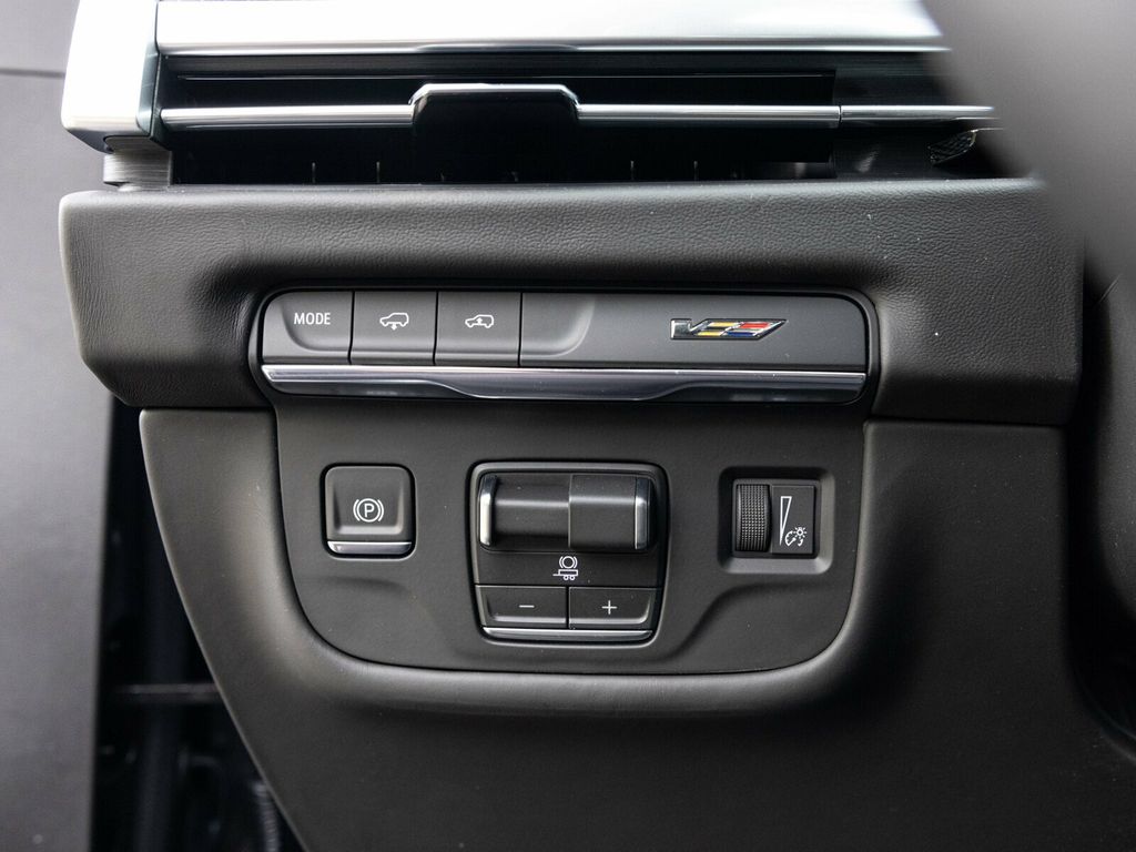 2026 Cadillac Escalade Escalade-V, 682 HP 6.2L Supercharged V8!!! - 22938015 - 31