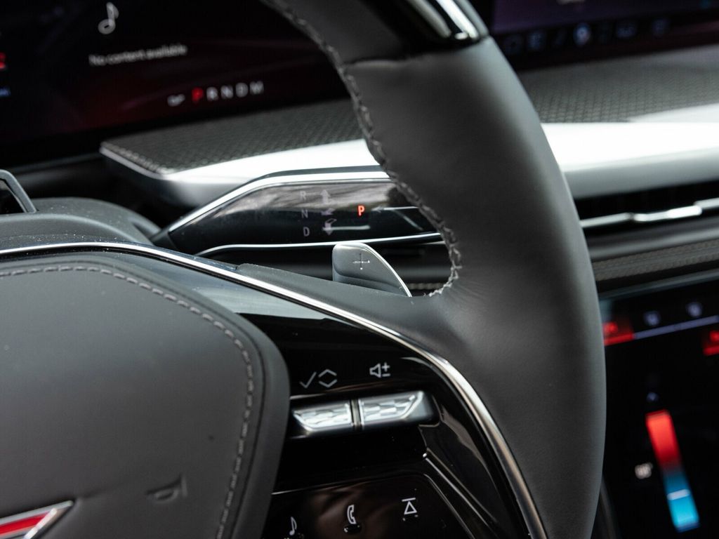 2026 Cadillac Escalade Escalade-V, 682 HP 6.2L Supercharged V8!!! - 22938015 - 36