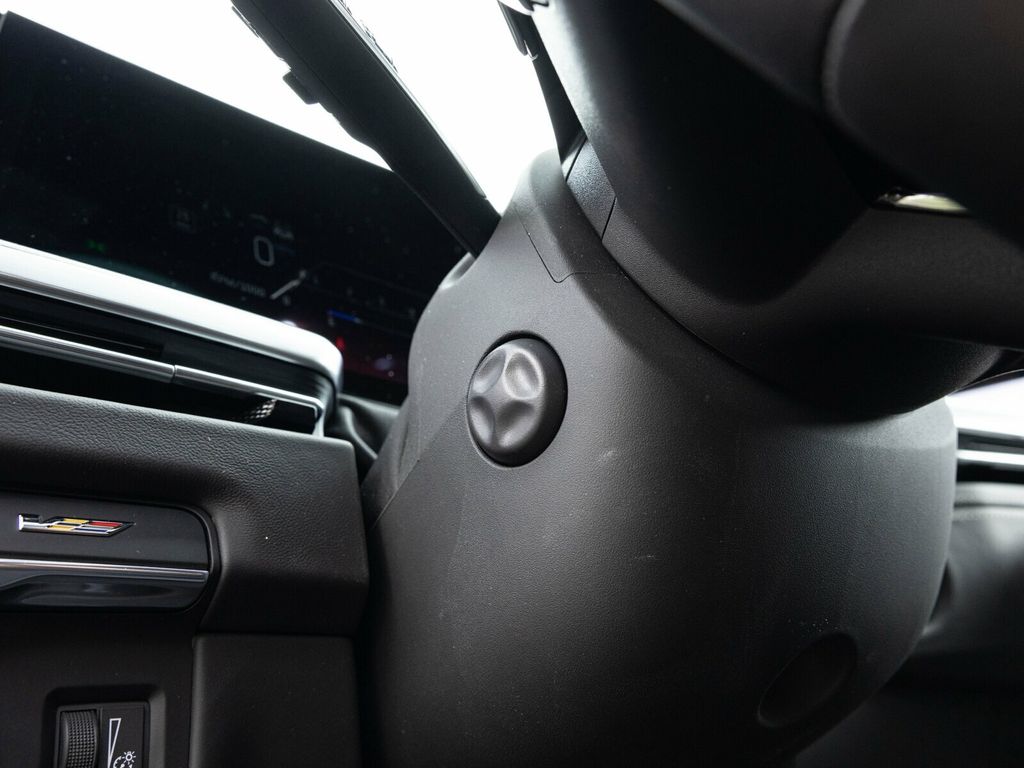 2026 Cadillac Escalade Escalade-V, 682 HP 6.2L Supercharged V8!!! - 22938015 - 41