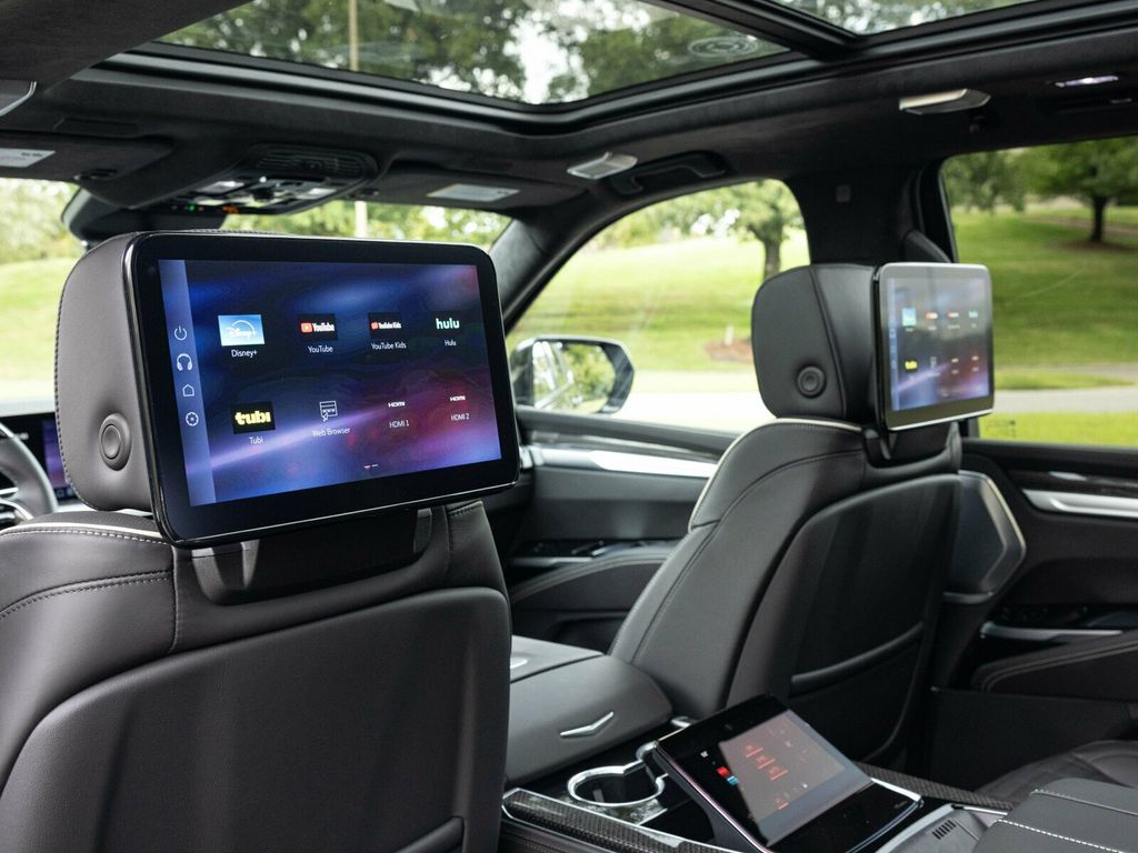 2026 Cadillac Escalade Escalade-V, 682 HP 6.2L Supercharged V8!!! - 22938015 - 57