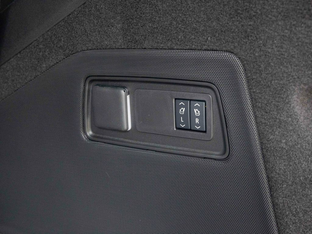 2026 Cadillac Escalade Escalade-V, 682 HP 6.2L Supercharged V8!!! - 22938015 - 65