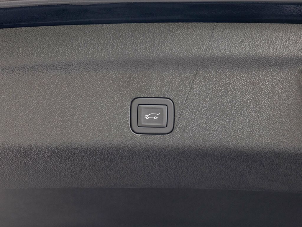 2026 Cadillac Escalade Escalade-V, 682 HP 6.2L Supercharged V8!!! - 22938015 - 67