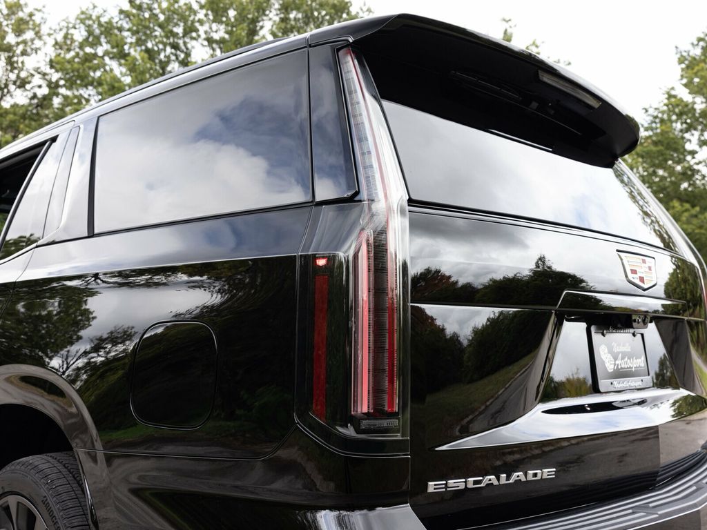 2026 Cadillac Escalade Escalade-V, 682 HP 6.2L Supercharged V8!!! - 22938015 - 69