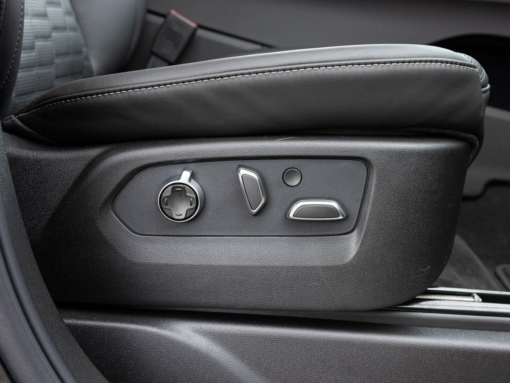 2026 Cadillac Escalade Escalade-V, 682 HP 6.2L Supercharged V8!!! - 22938015 - 83