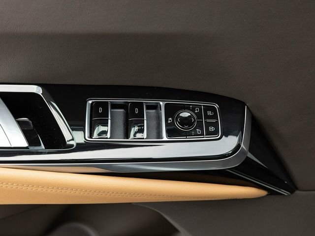 2026 Cadillac Escalade Luxury 4WD, Touring Package, 24" 10-Spoke Alloy Wheels - 22963686 - 24