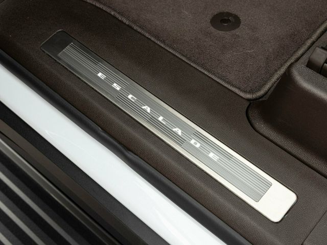 2026 Cadillac Escalade Luxury 4WD, Touring Package, 24" 10-Spoke Alloy Wheels - 22963686 - 31