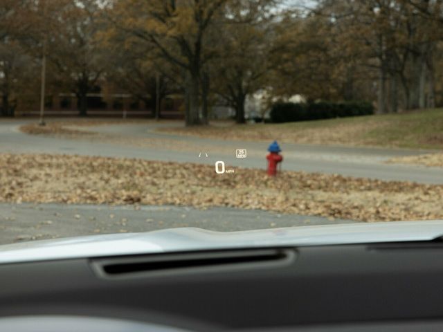 2026 Cadillac Escalade Luxury 4WD, Touring Package, 24" 10-Spoke Alloy Wheels - 22963686 - 33