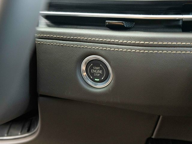 2026 Cadillac Escalade Luxury 4WD, Touring Package, 24" 10-Spoke Alloy Wheels - 22963686 - 39