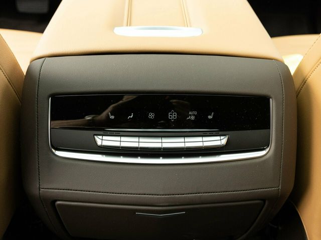 2026 Cadillac Escalade Luxury 4WD, Touring Package, 24" 10-Spoke Alloy Wheels - 22963686 - 61