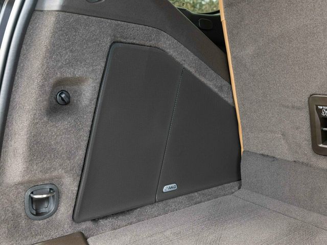 2026 Cadillac Escalade Luxury 4WD, Touring Package, 24" 10-Spoke Alloy Wheels - 22963686 - 66