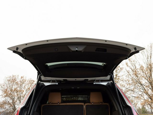 2026 Cadillac Escalade Luxury 4WD, Touring Package, 24" 10-Spoke Alloy Wheels - 22963686 - 67