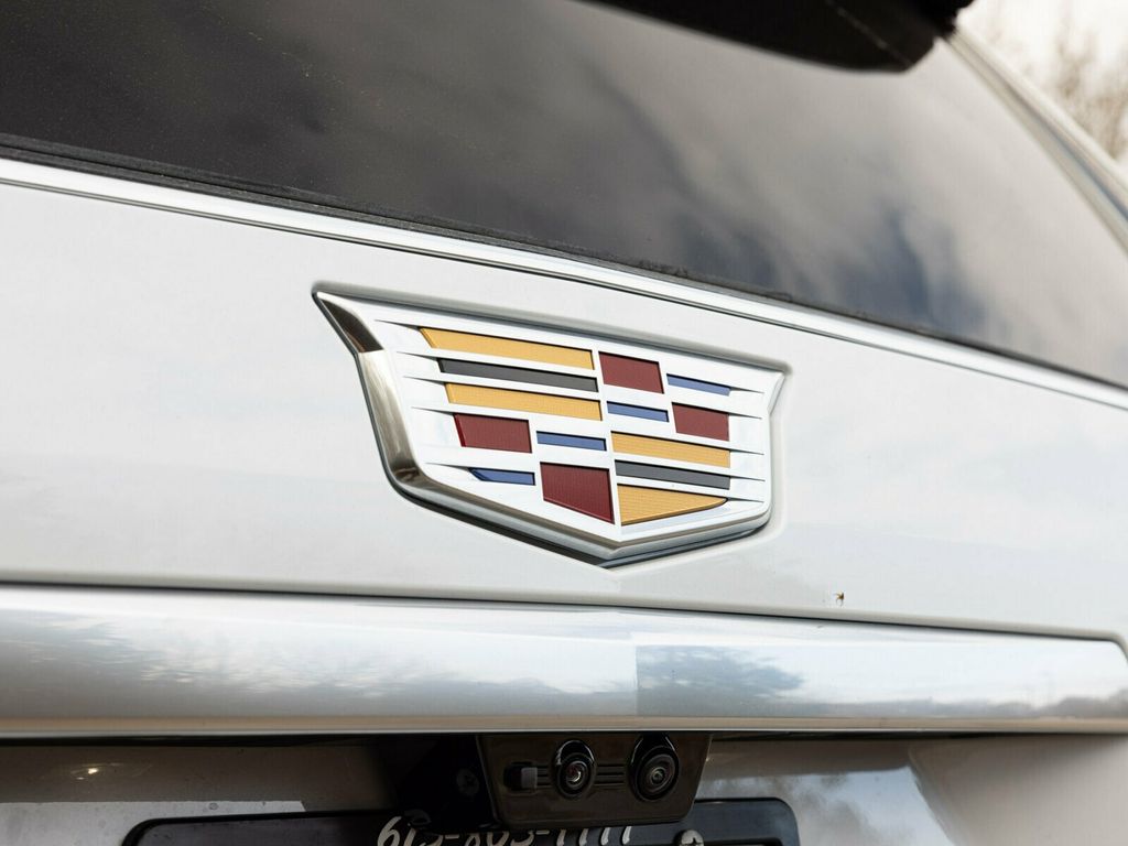 2026 Cadillac Escalade Luxury 4WD, Touring Package, 24" 10-Spoke Alloy Wheels - 22963686 - 73