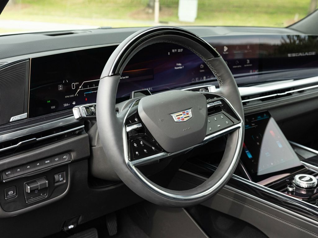 2026 Cadillac Escalade SPORT, TOURING PACKAGE OPEN/CLOSE DOORS - 22943257 - 26