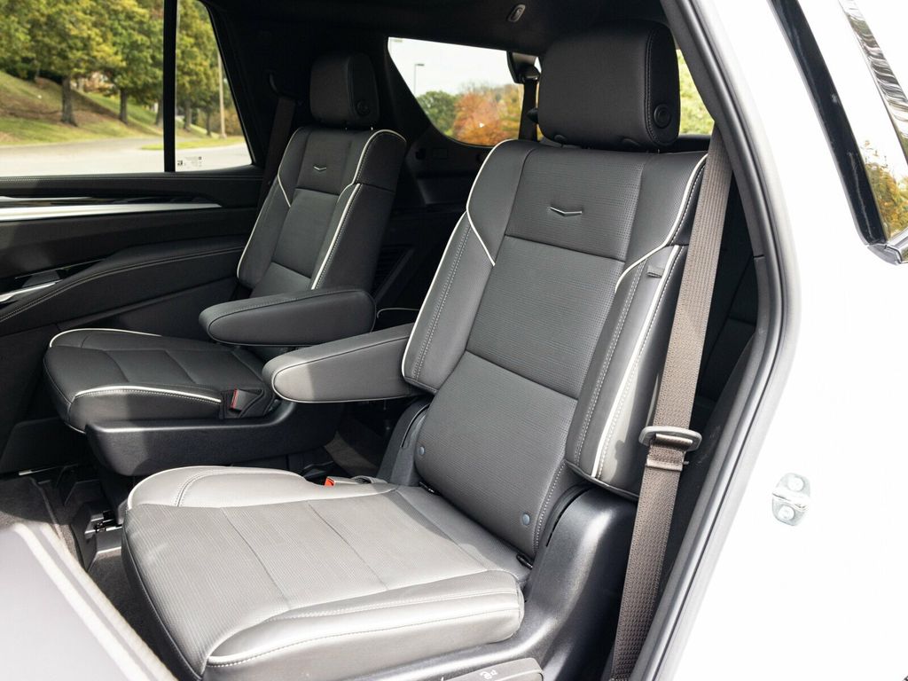 2026 Cadillac Escalade SPORT, TOURING PACKAGE OPEN/CLOSE DOORS - 22943257 - 56