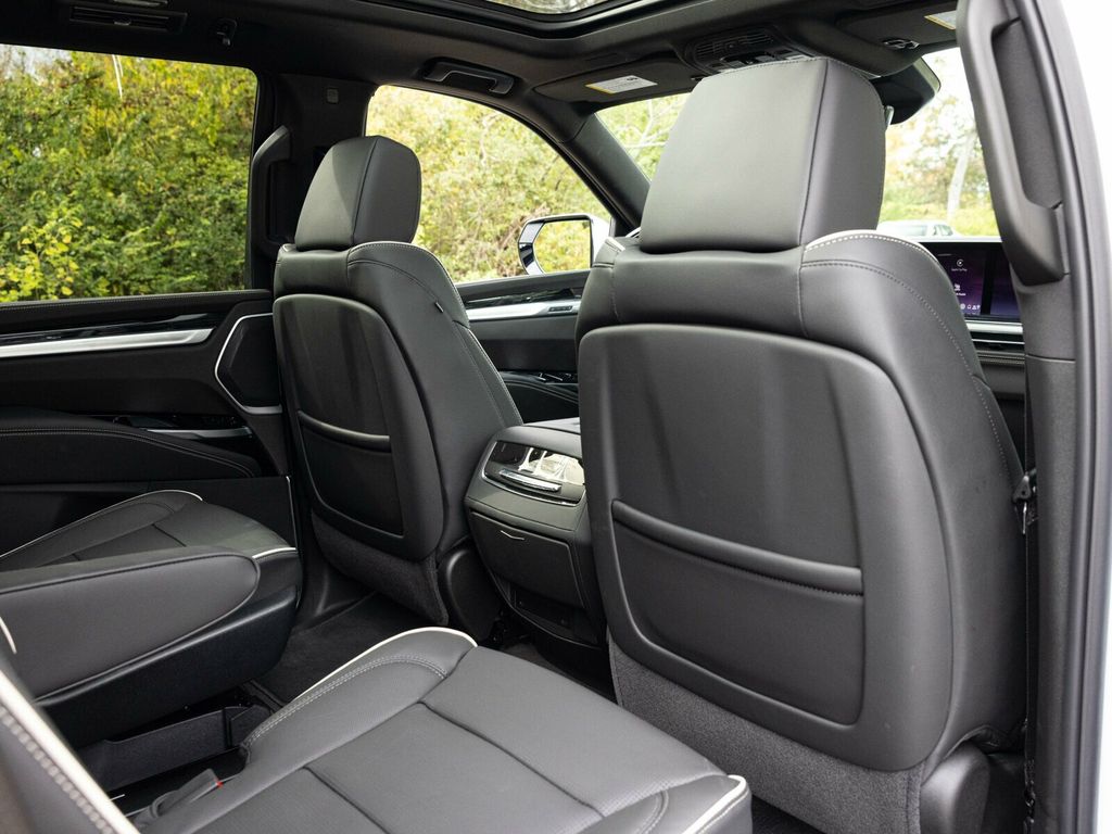 2026 Cadillac Escalade SPORT, TOURING PACKAGE OPEN/CLOSE DOORS - 22943257 - 71