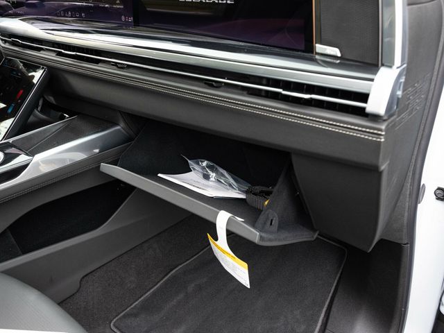 2026 Cadillac Escalade SPORT, TOURING PACKAGE OPEN/CLOSE DOORS - 22943257 - 78