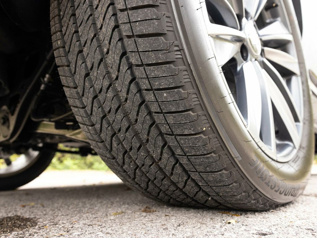 2026 Cadillac Escalade SPORT, TOURING PACKAGE OPEN/CLOSE DOORS - 22943257 - 82