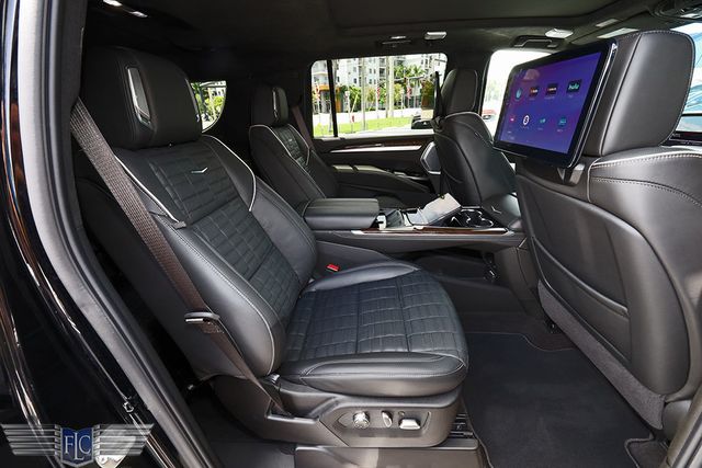 2026 Cadillac Escalade ESV 4WD 4dr Platinum Sport - 23058884 - 17