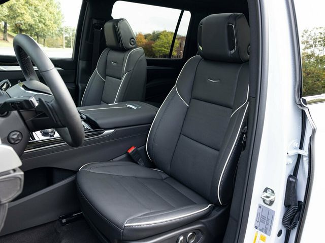 2026 Cadillac Escalade ESV ESV SPORT, TOURING PACKAGE, POWER OPEN/CLOSE DOORS - 22937941 - 26