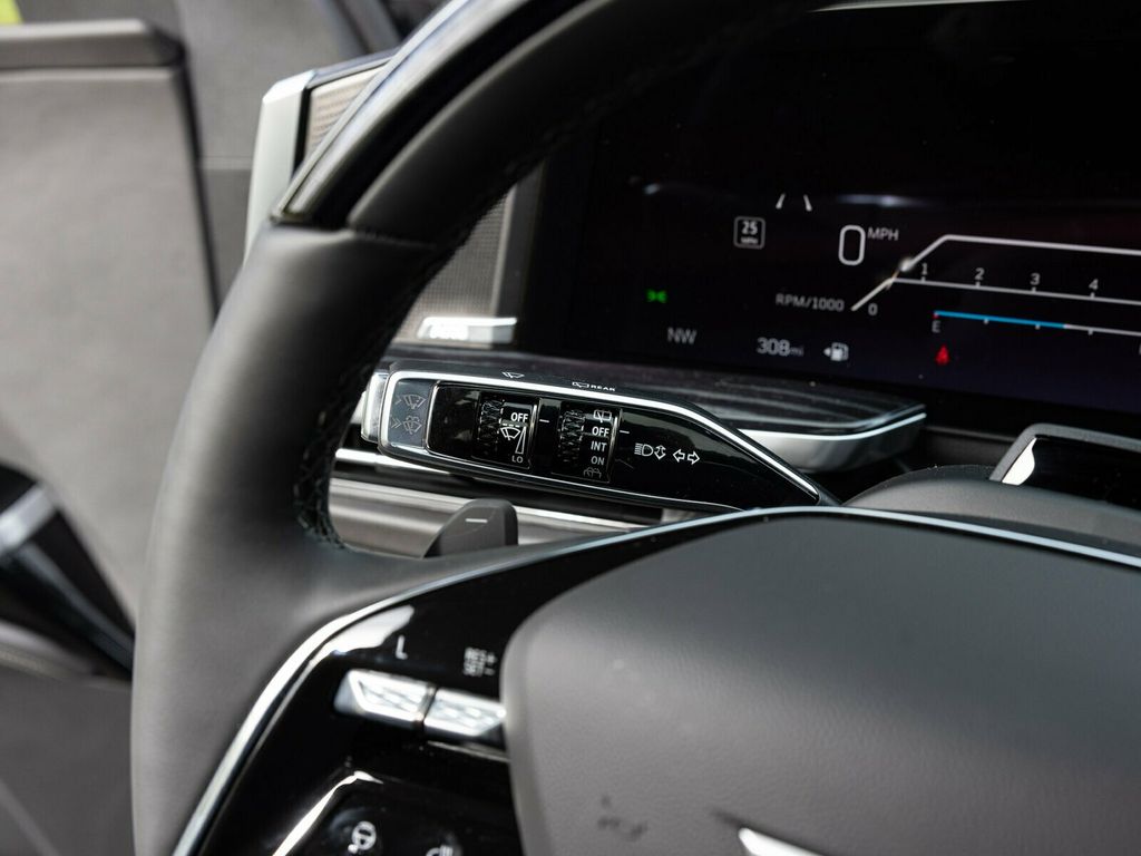 2026 Cadillac Escalade ESV ESV SPORT, TOURING PACKAGE, POWER OPEN/CLOSE DOORS - 22937941 - 37