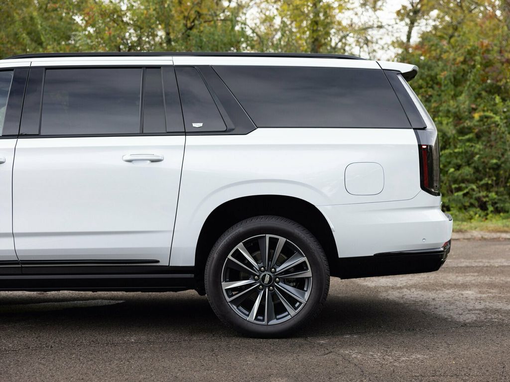 2026 Cadillac Escalade ESV ESV SPORT, TOURING PACKAGE, POWER OPEN/CLOSE DOORS - 22937941 - 4