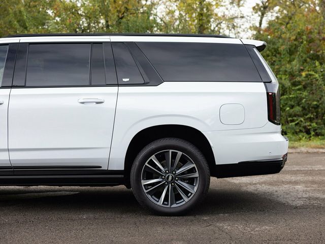 2026 Cadillac Escalade ESV ESV SPORT, TOURING PACKAGE, POWER OPEN/CLOSE DOORS - 22937941 - 4