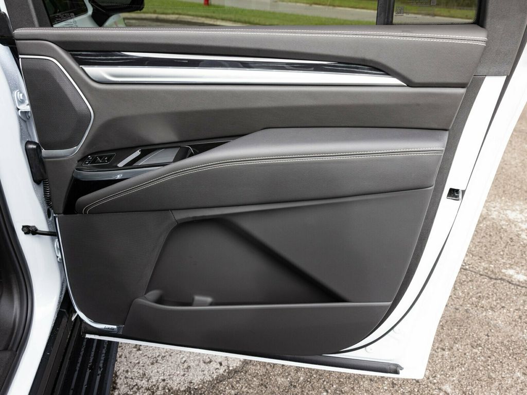 2026 Cadillac Escalade ESV ESV SPORT, TOURING PACKAGE, POWER OPEN/CLOSE DOORS - 22937941 - 67