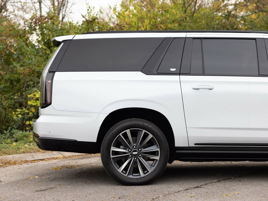 2026 Cadillac Escalade ESV ESV SPORT, TOURING PACKAGE, POWER OPEN/CLOSE DOORS - 22943426 - 9