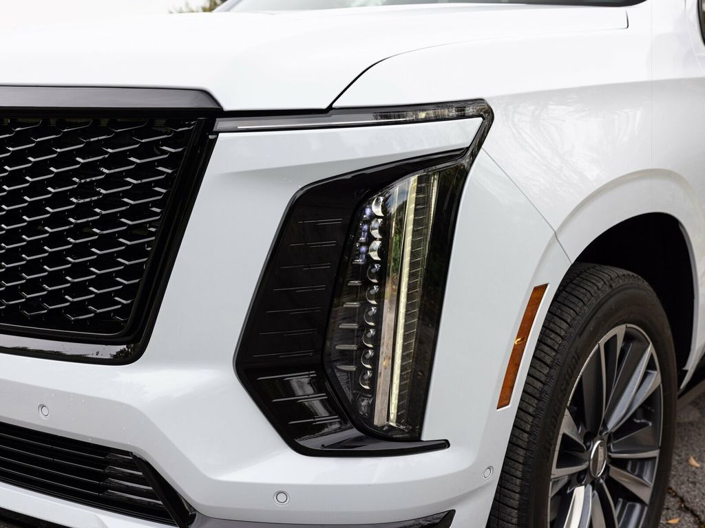 2026 Cadillac Escalade ESV ESV SPORT, TOURING PACKAGE, POWER OPEN/CLOSE DOORS - 22943426 - 17