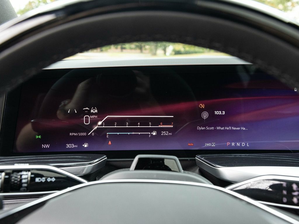 2026 Cadillac Escalade ESV ESV SPORT, TOURING PACKAGE, POWER OPEN/CLOSE DOORS - 22943426 - 32