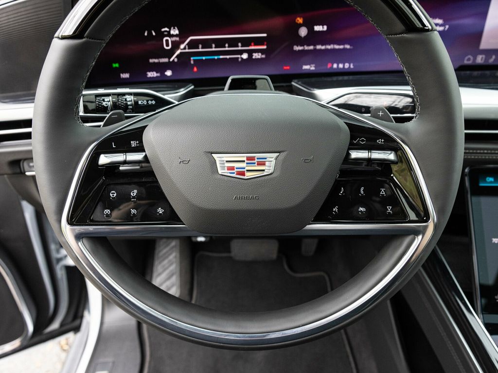 2026 Cadillac Escalade ESV ESV SPORT, TOURING PACKAGE, POWER OPEN/CLOSE DOORS - 22943426 - 33