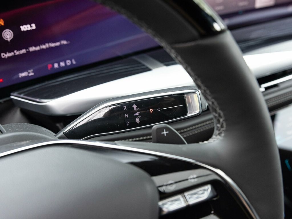 2026 Cadillac Escalade ESV ESV SPORT, TOURING PACKAGE, POWER OPEN/CLOSE DOORS - 22943426 - 36