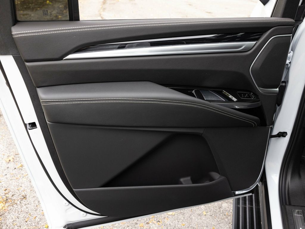 2026 Cadillac Escalade ESV ESV SPORT, TOURING PACKAGE, POWER OPEN/CLOSE DOORS - 22943426 - 53