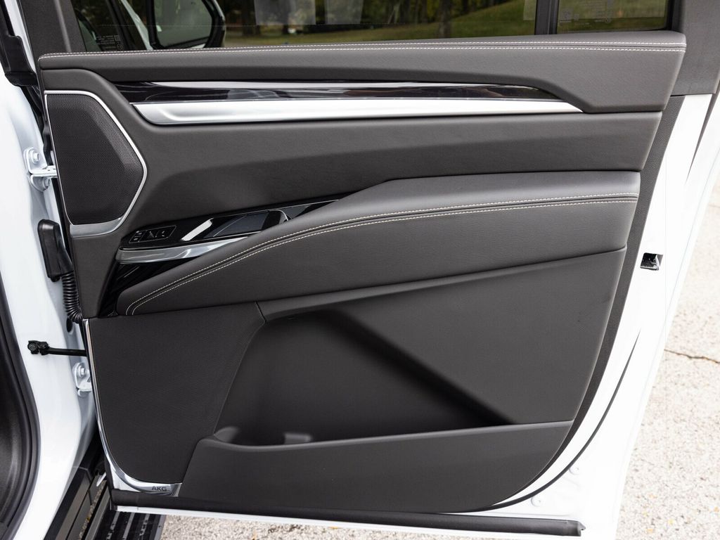 2026 Cadillac Escalade ESV ESV SPORT, TOURING PACKAGE, POWER OPEN/CLOSE DOORS - 22943426 - 70