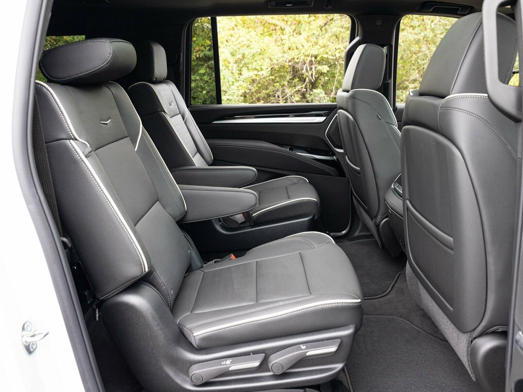 2026 Cadillac Escalade ESV ESV SPORT, TOURING PACKAGE, POWER OPEN/CLOSE DOORS - 22943426 - 72