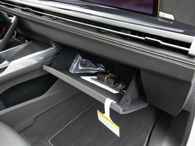 2026 Cadillac Escalade ESV ESV SPORT, TOURING PACKAGE, POWER OPEN/CLOSE DOORS - 22943426 - 78