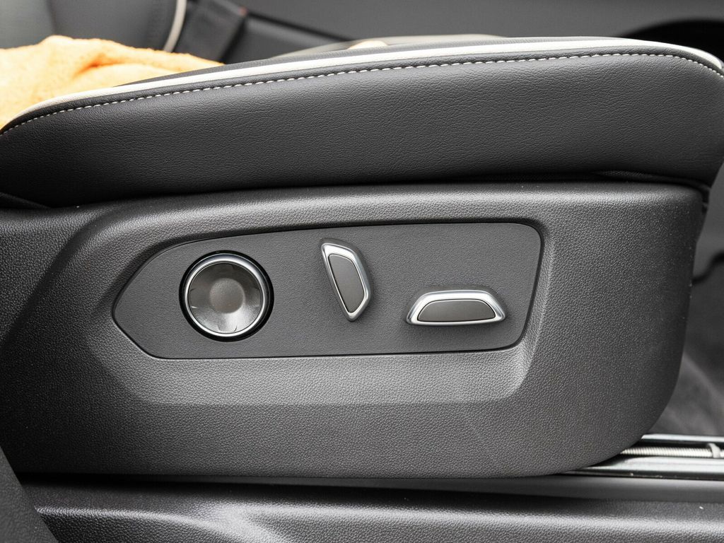 2026 Cadillac Escalade ESV ESV SPORT, TOURING PACKAGE, POWER OPEN/CLOSE DOORS - 22943426 - 79