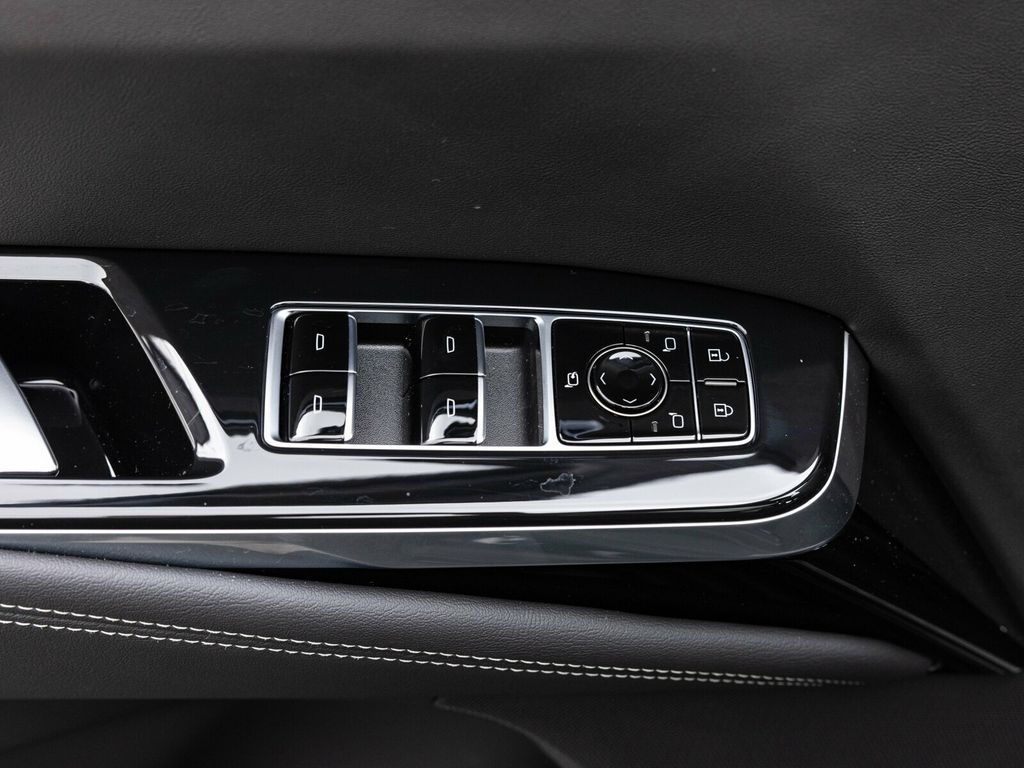 2026 Cadillac Escalade ESV ESV SPORT, TOURING PACKAGE, POWER SOFT OPEN/CLOSE DOORS - 22937964 - 24