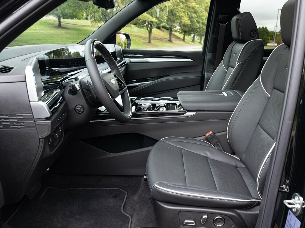 2026 Cadillac Escalade ESV ESV SPORT, TOURING PACKAGE, POWER SOFT OPEN/CLOSE DOORS - 22937964 - 27