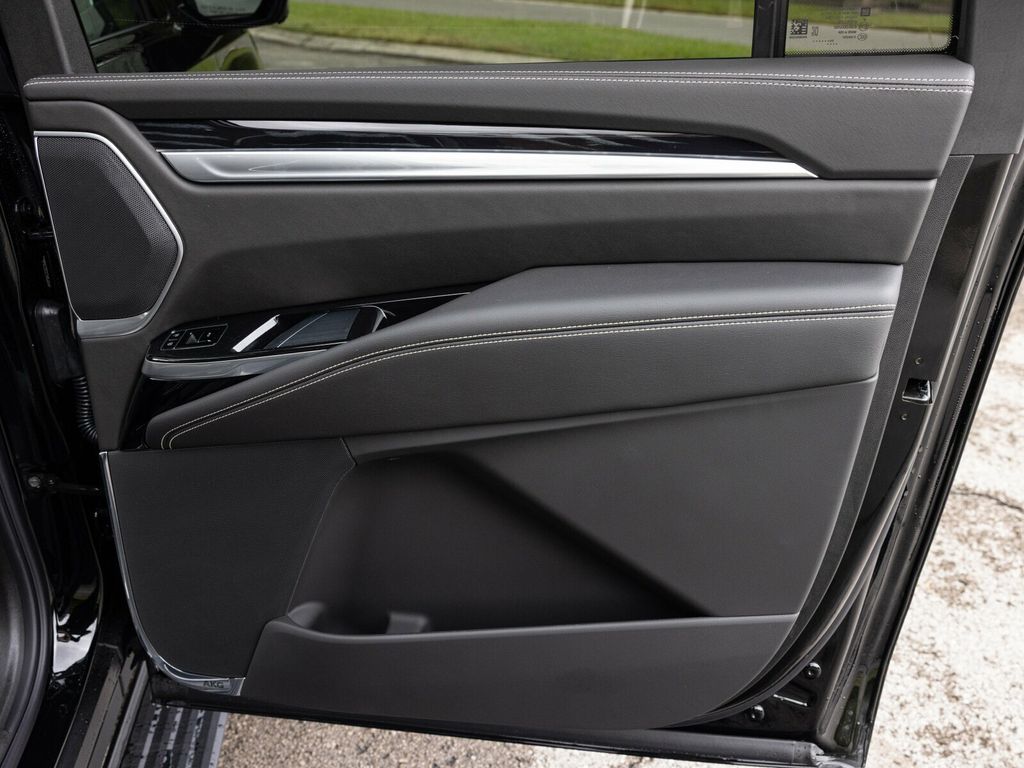 2026 Cadillac Escalade ESV ESV SPORT, TOURING PACKAGE, POWER SOFT OPEN/CLOSE DOORS - 22937964 - 69