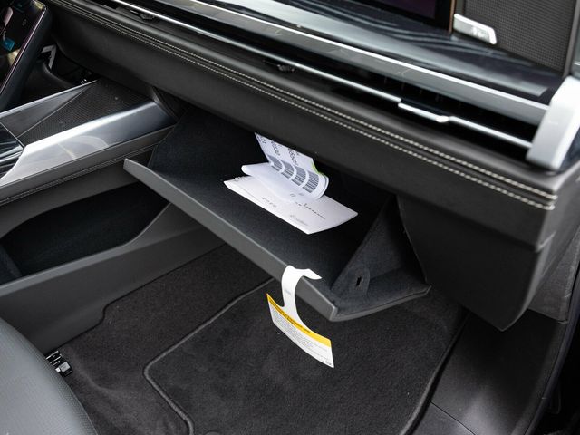 2026 Cadillac Escalade ESV ESV SPORT, TOURING PACKAGE, POWER SOFT OPEN/CLOSE DOORS - 22937964 - 77