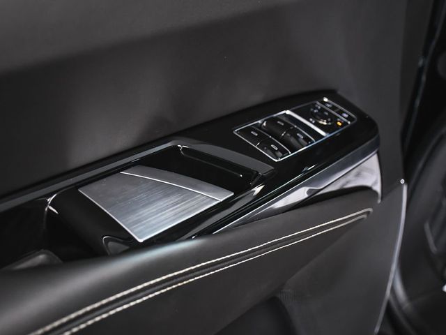 2026 Cadillac Escalade ESV Platinum Edition - 23020685 - 9