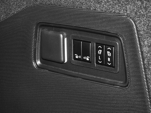 2026 Cadillac Escalade ESV Platinum Edition - 23020685 - 70